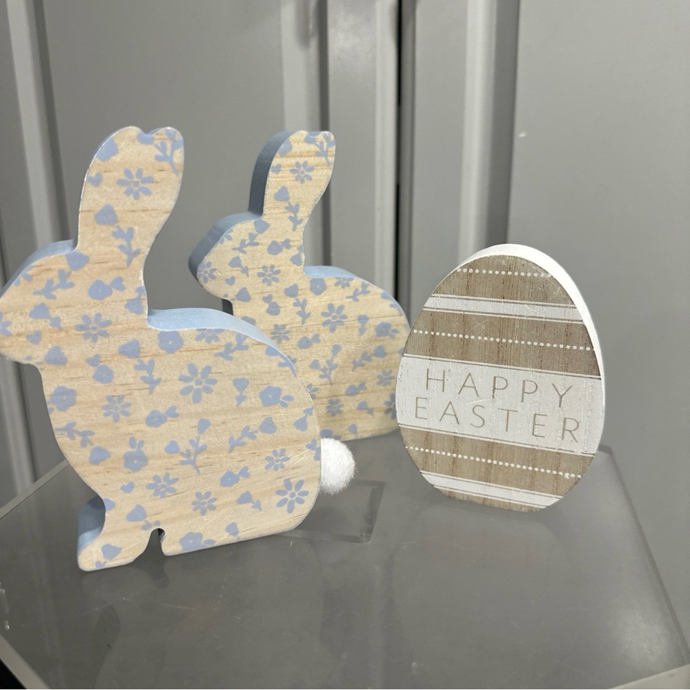 Wooden Easter Floral Bunnies & Egg Decor Country Farmhouse Accents 6"x 3.5"